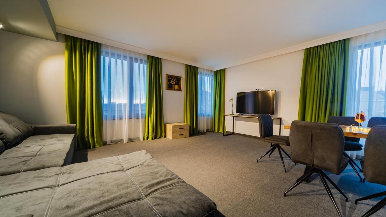 A&M Hotel With Free Parking Płowdiw Zewnętrze zdjęcie